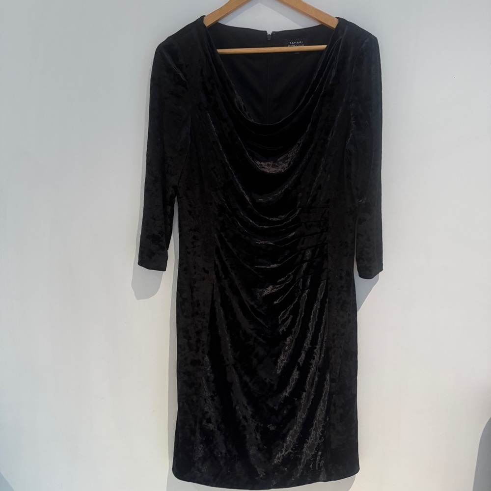 Tahari Arthur S Levine Dress Womens 10 Black Crushed Velvet Party Size 16